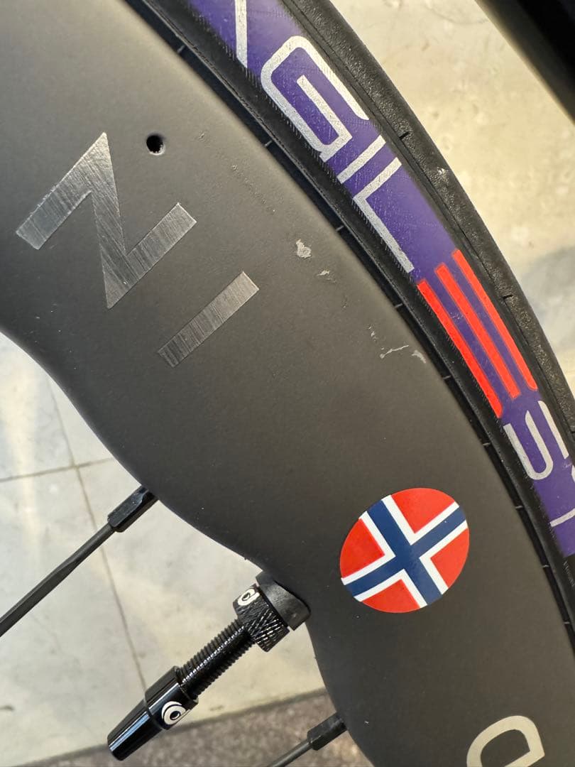 UNAAS HARD2 カーボンホイール