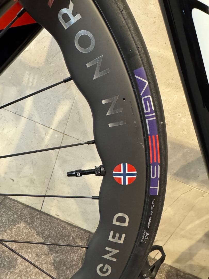 UNAAS HARD2 カーボンホイール