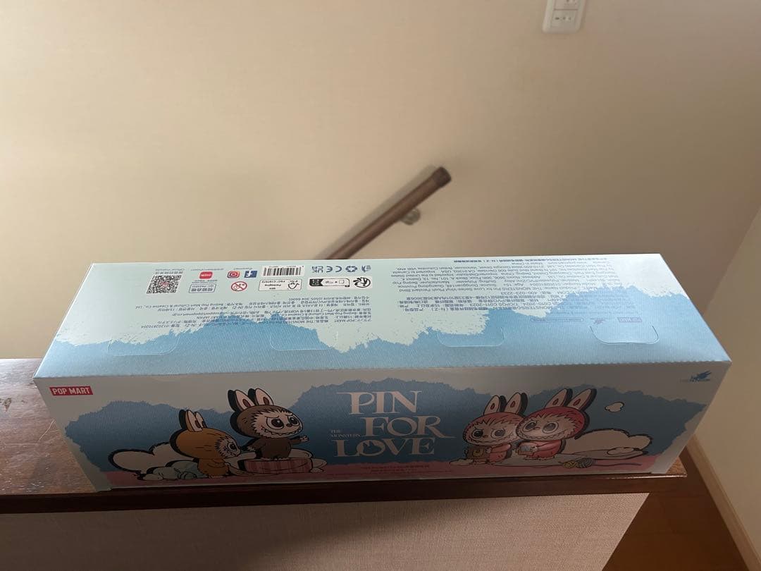 s*e様 正規品・新品ラブブ アルファベット PIN FOR LOVE 4個