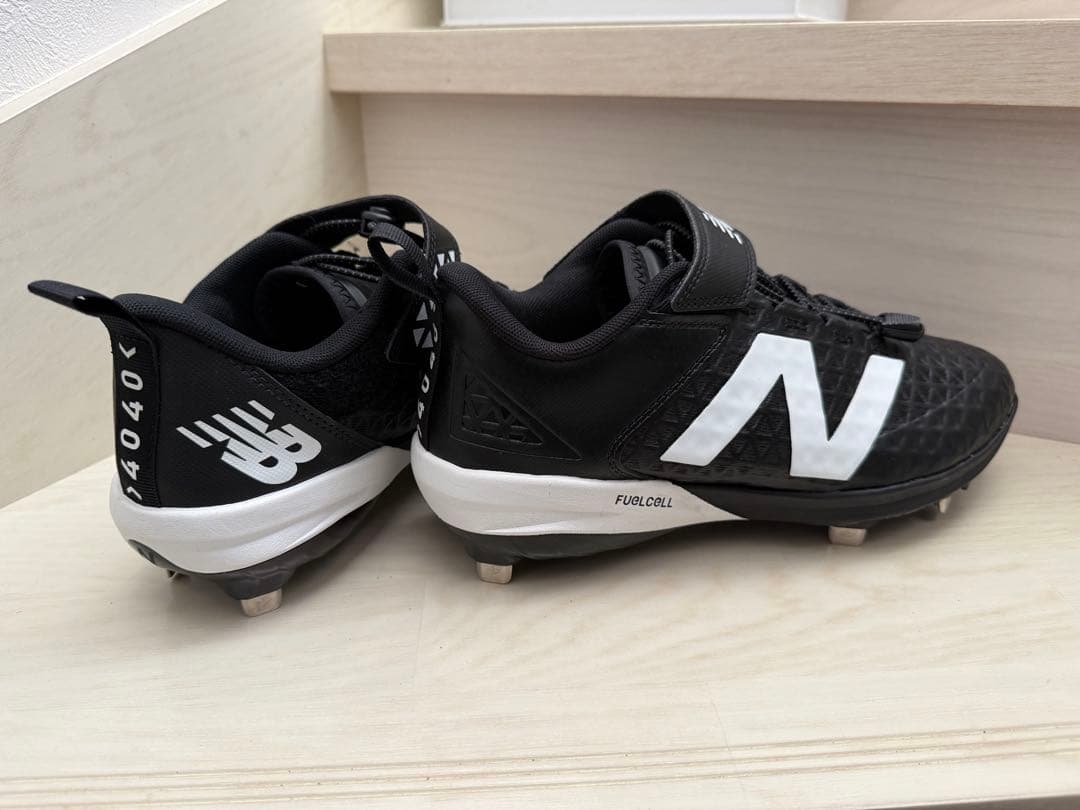【未使用】New Balance Fuel Cell 4040 v8野球スパイク
