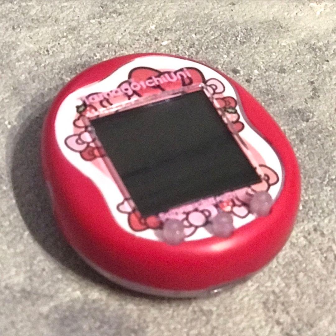 Tamagotchi Uni 赤 サンリオキャラクターズ 本体