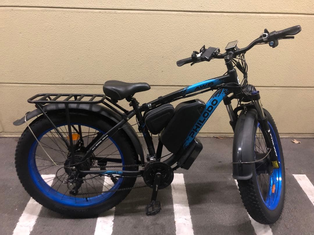 ハイスペ/両輪エンジン1000w×2/バッテリースペア1個付/Philodo