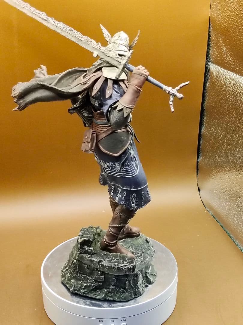 追跡者　フィギュア　ELDEN RING NIGHTREIGN