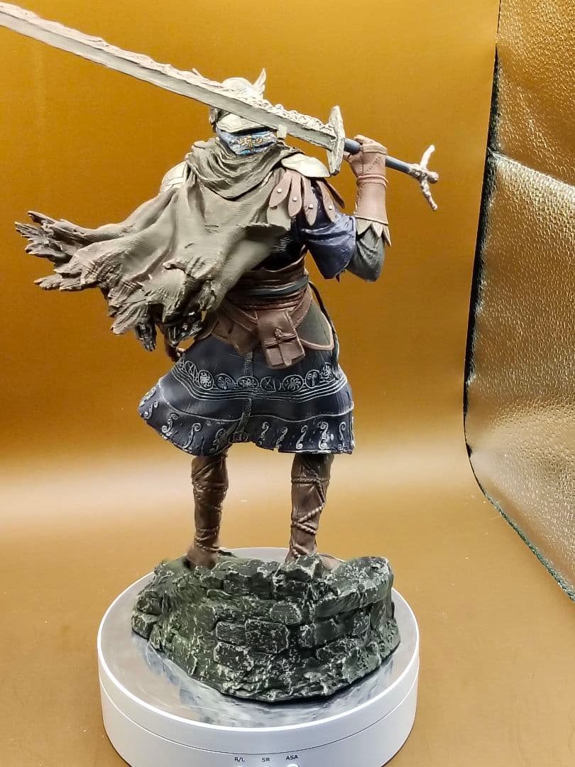 追跡者　フィギュア　ELDEN RING NIGHTREIGN