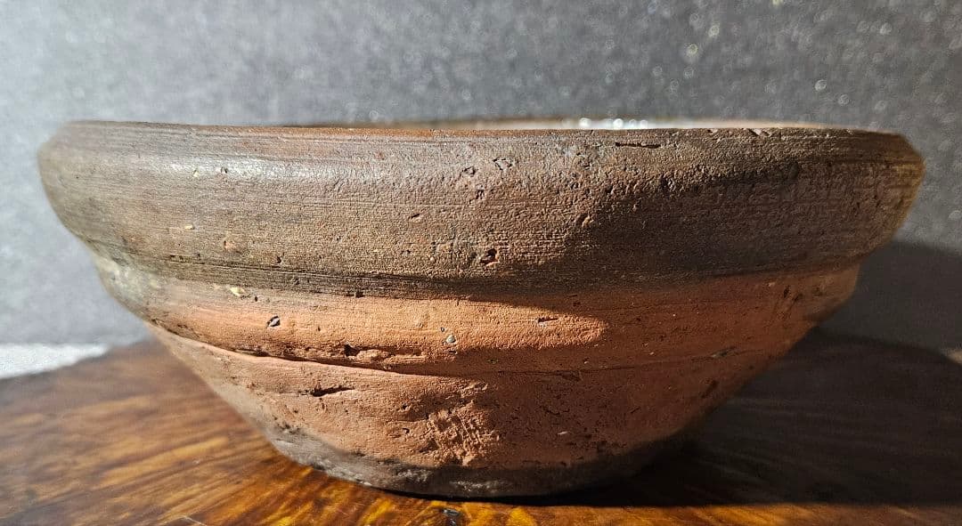 16～17世紀　古南蛮　南蛮焼締　片口擂鉢形　菓子鉢　灰器　花入れ　花器　古琉球