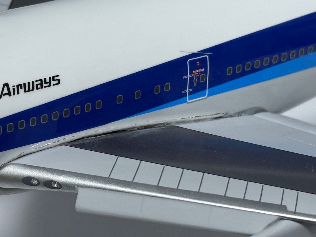 【ジャンク品】 JC WINGS B747-100SR ANA 1/200