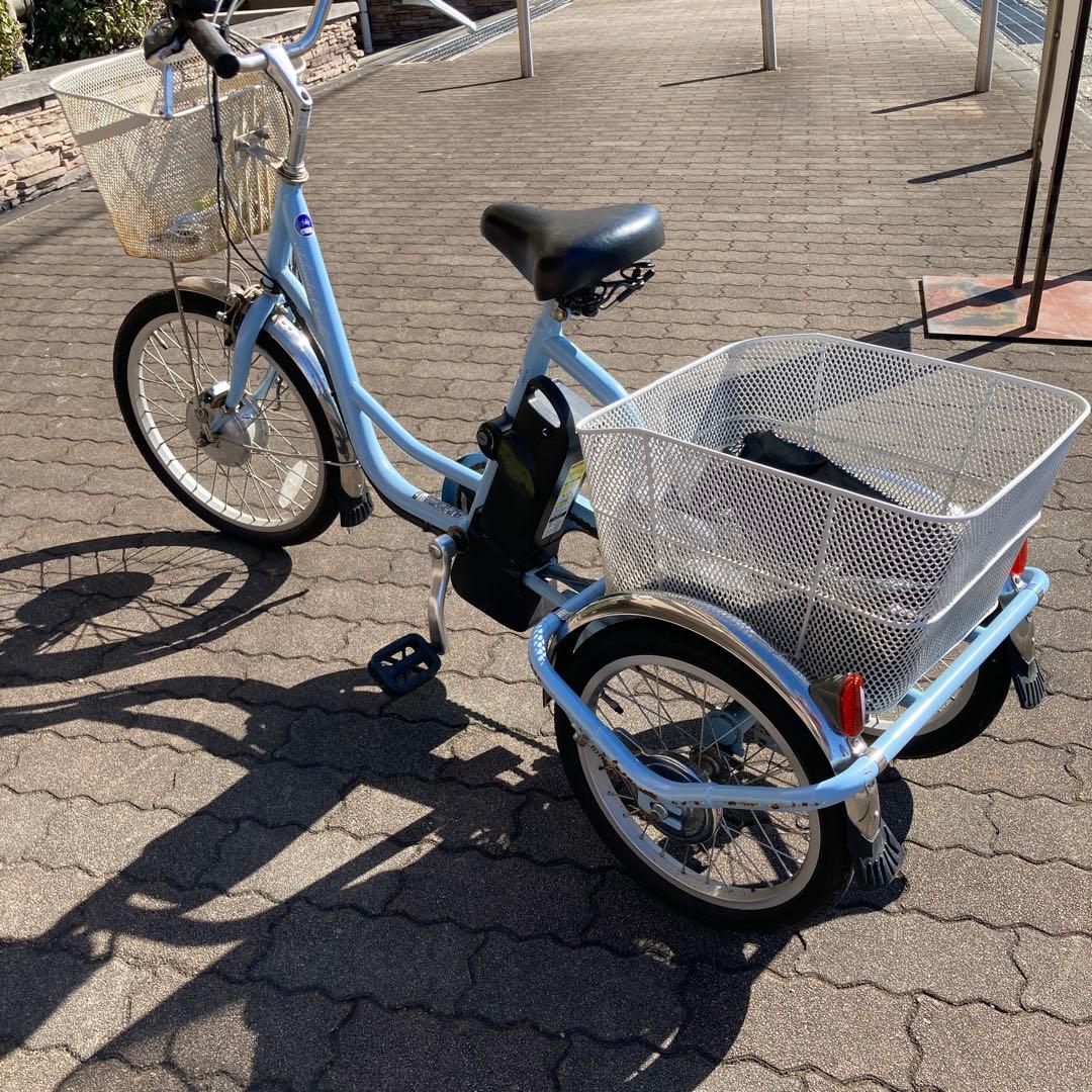 水色 三輪電動アシスト自転車