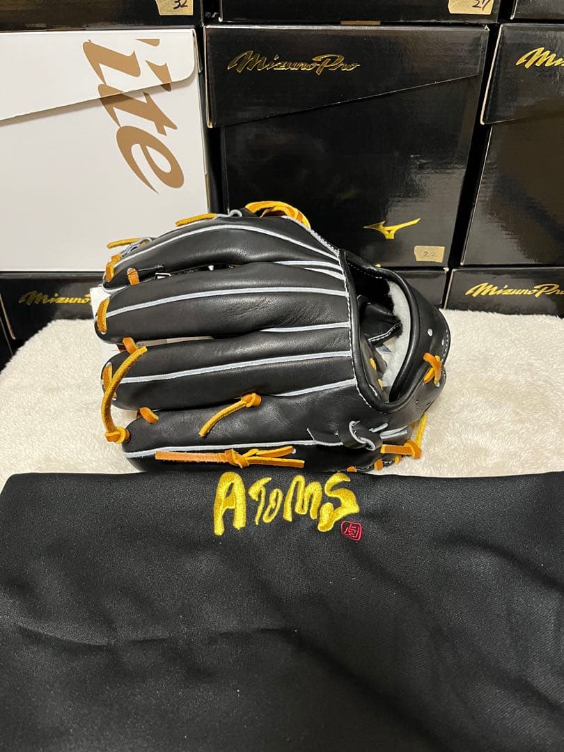 アトムズ　ATOMS 硬式野球用　内野手用　グラブ