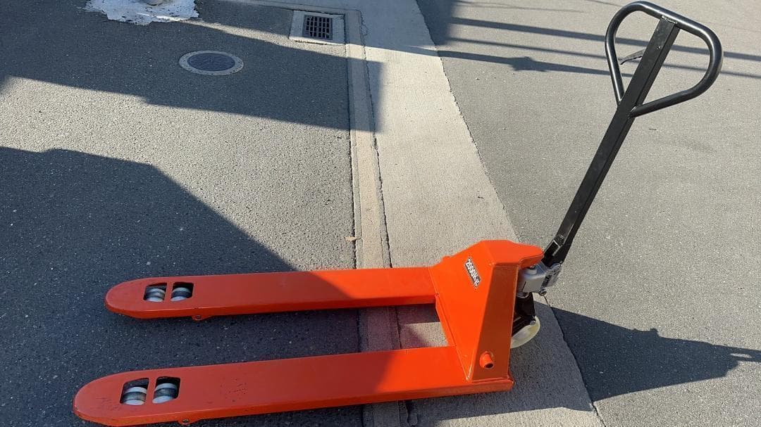 中古ハンドリフト 低床 2t 2000kg フォークリフト リフトアップ