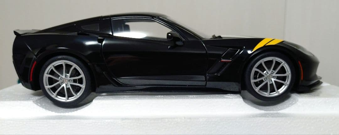 AUTOart　オートアート　1/18　シボレー　コルベット　グランスポーツ