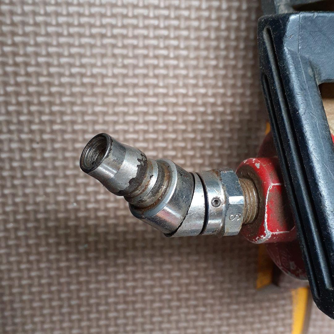 マックス釘打ち機