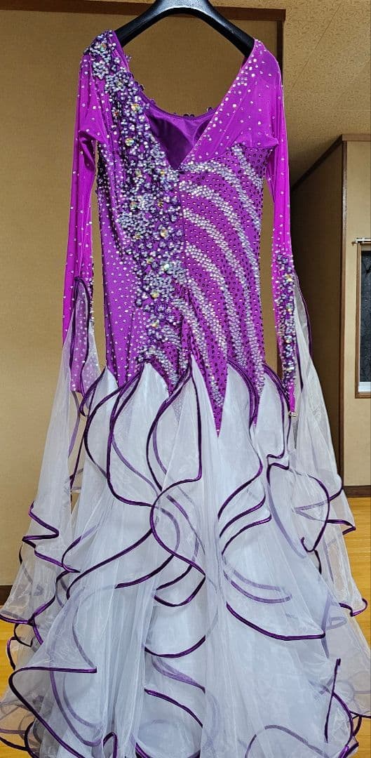 社交ダンス用ドレス 紫色 ビーズ装飾　1回着用