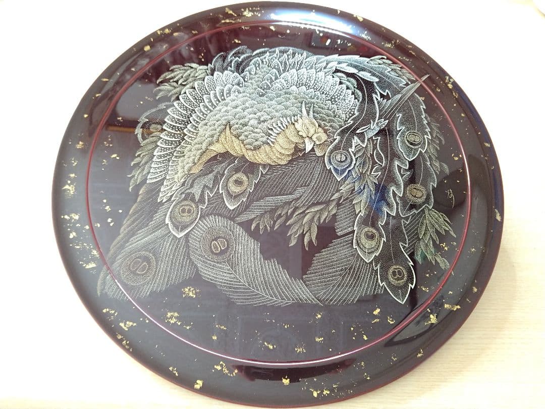 輪島塗沈金「八方睨み鳳凰図」会席盆