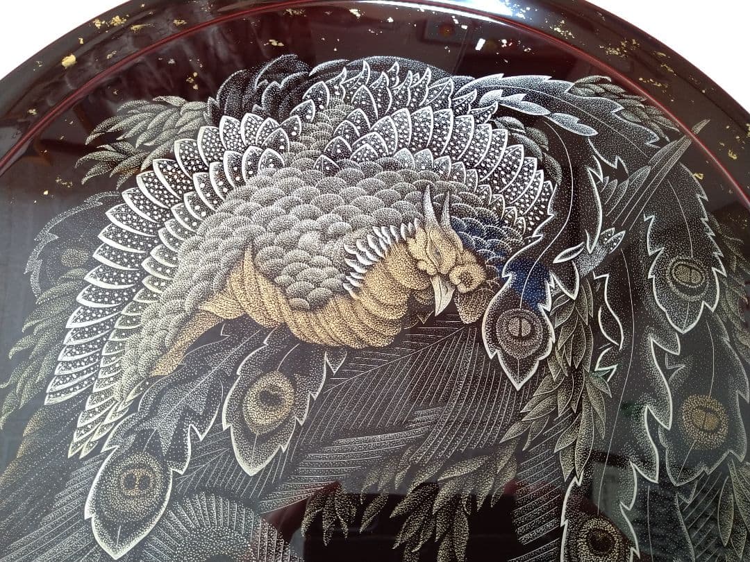 輪島塗沈金「八方睨み鳳凰図」会席盆