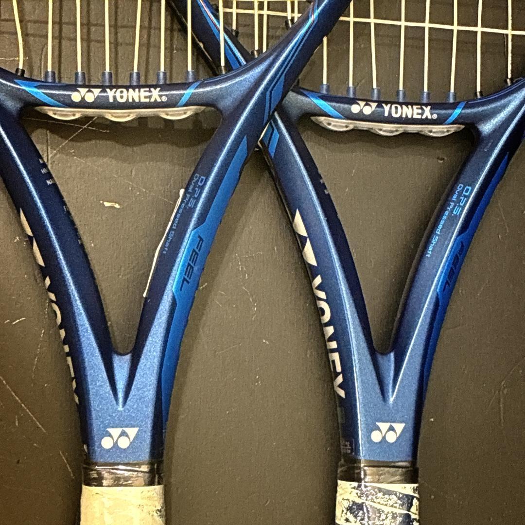 YONEX EZONE FEEL ヨネックス　硬式テニスラケット　2本セット