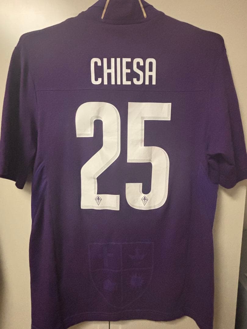 フィオレンティーナ CHIESA 25番 シャツ