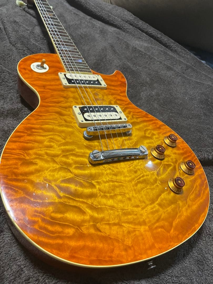 レスポールタイプ ディープジョイント キルト アバロン