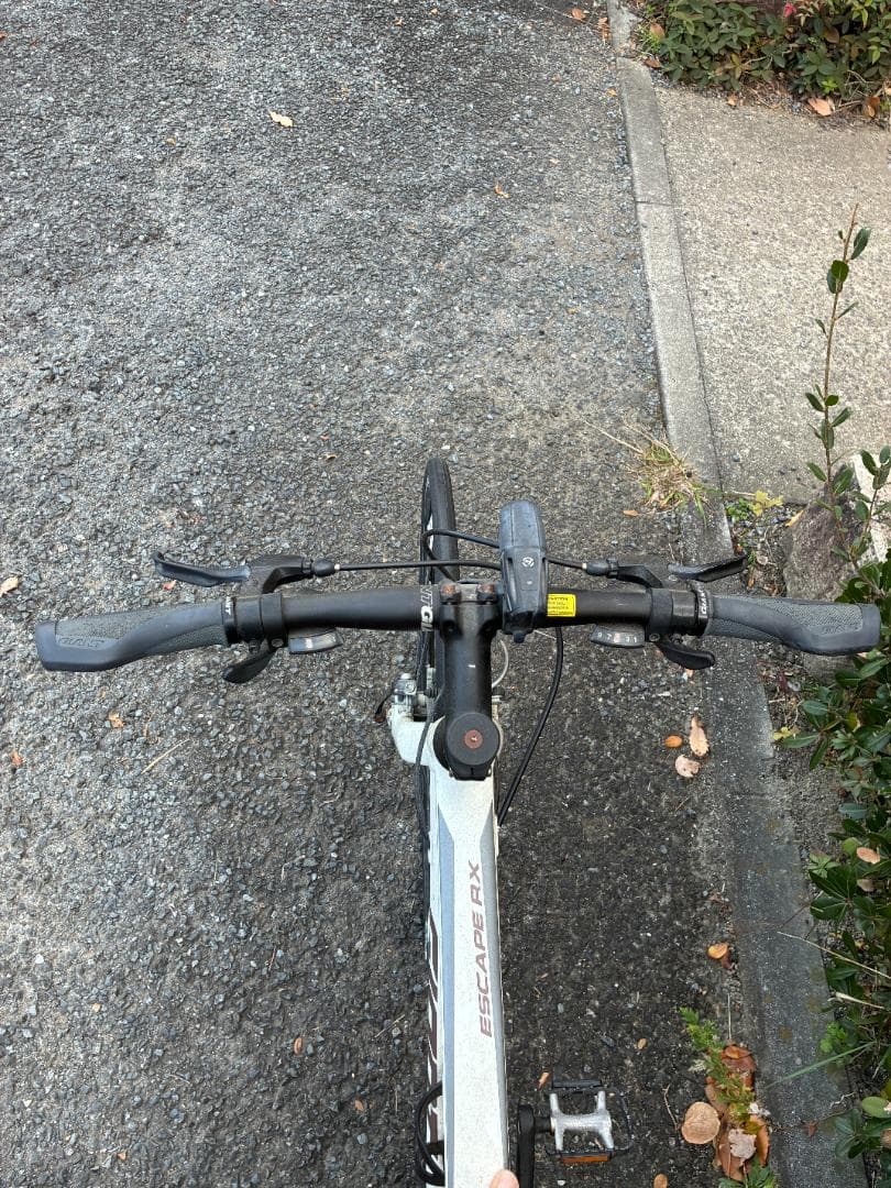 【引き取り歓迎】ジャイアント GIANT クロスバイク ESCAPE RX3
