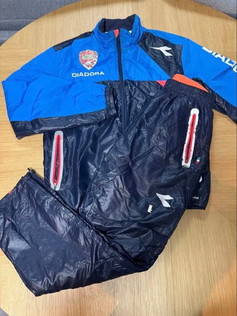 尚志高校サッカー部　ウォーマーセットアップ