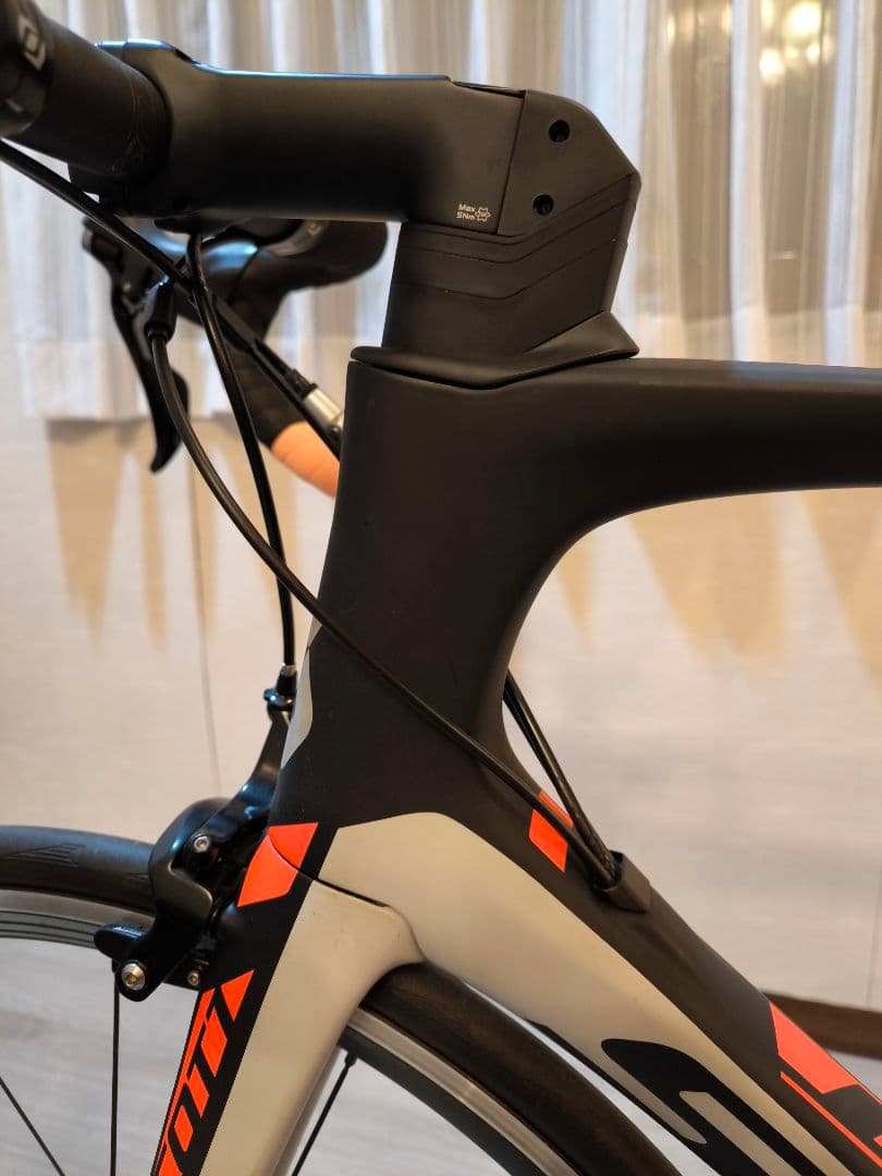 【極美品・走行50km未満】SCOTT FOIL 30 2017年モデル