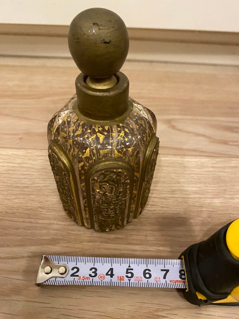 アンティーク　金箔装飾の香水瓶