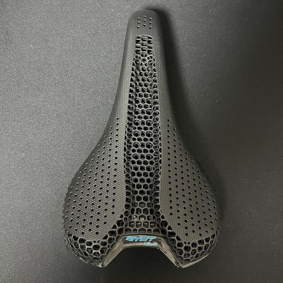 RYET フルカーボンサドル 新品 未使用 軽量 未使用