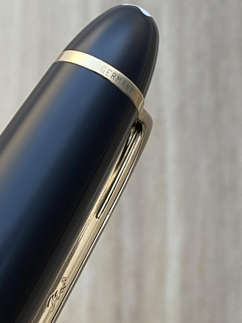 未使用に近い モンブラン ル・グラン 161 ブラックｘゴールド ボールペン