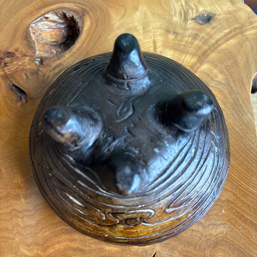 四足陶うるし茶碗 小崎陶仙造 美濃白川 昇龍窯 抹茶碗 茶道具 共箱（181t）