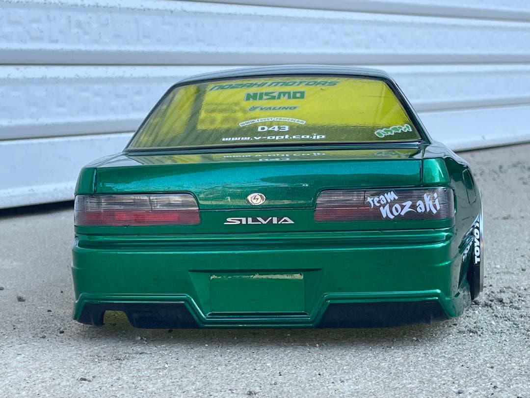 アディクション　スピリット玲 シルビアS13 塗装済ボディー