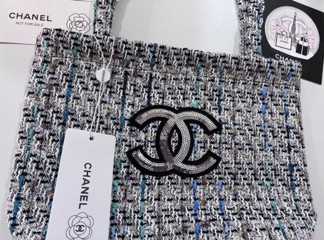 CHANEL トートバッグ　ハンドバッグ　シャネルノベルティ　ブルーラメ