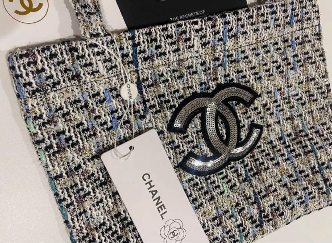 CHANEL トートバッグ　ハンドバッグ　シャネルノベルティ　ブルーラメ