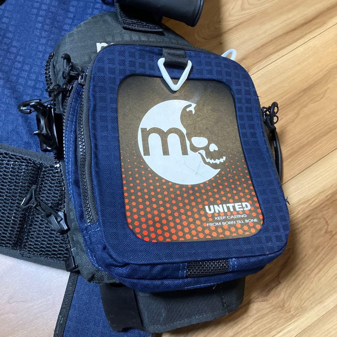 mazume Red Moon フィッシング用ライフジャケット