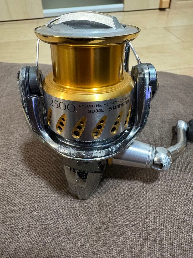 シマノ STELLA 07 2500S 左巻きゴールド/シルバー
