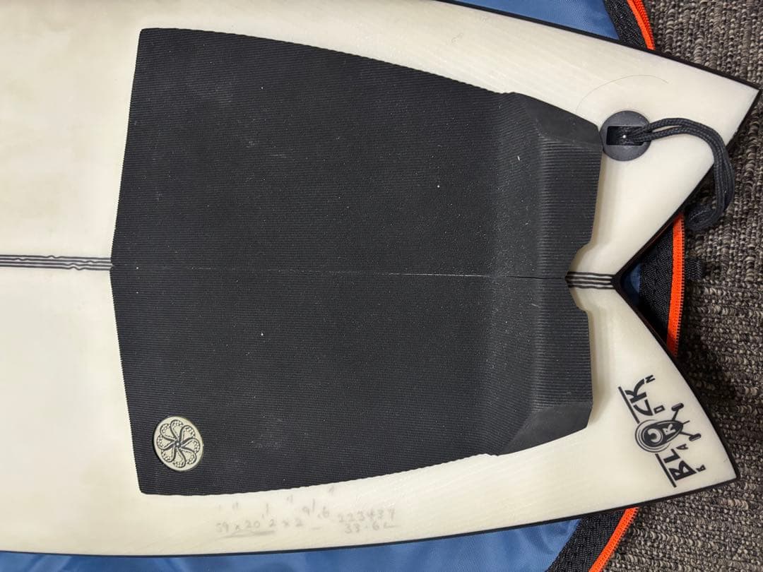 JS INDUSTRIES ブラックバロン　ツインフィン　5.9 33.6ℓ