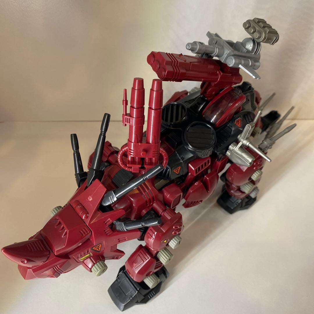 メカ生体ゾイド レッドホーン サーベルタイガー