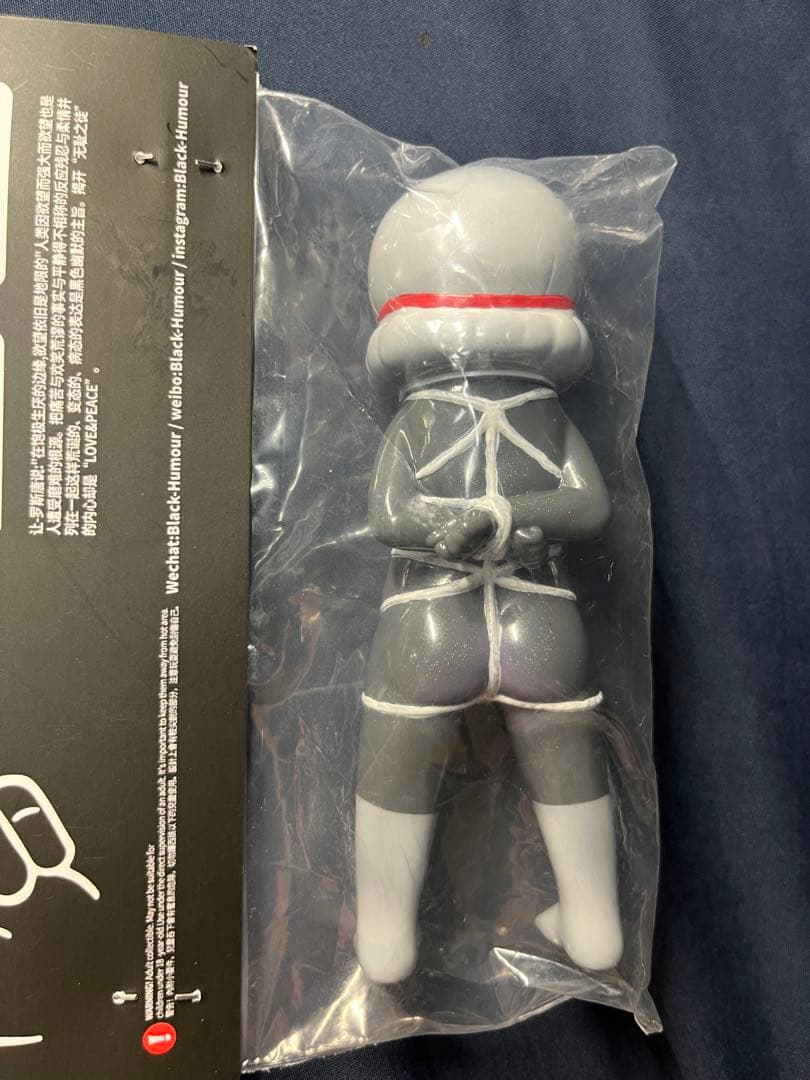 black humour ソフビ　人形