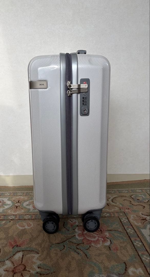 ace. エース パリセイド　スーツケース/キャリーケース　ホワイト