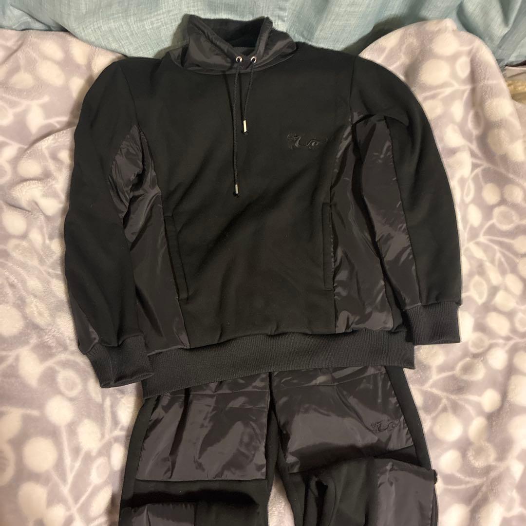 ダンスウィズドラゴン上下冬用ウェアセットアップ