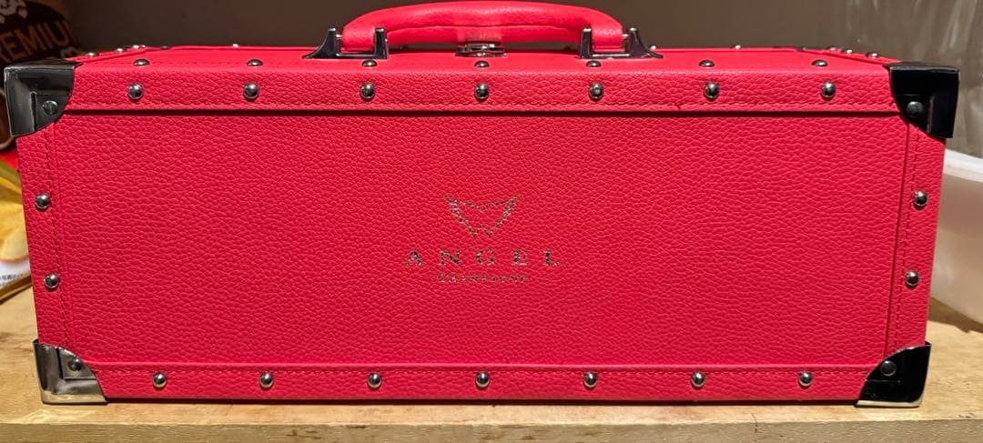 エンジェル　シャンパン　未開封　箱付き