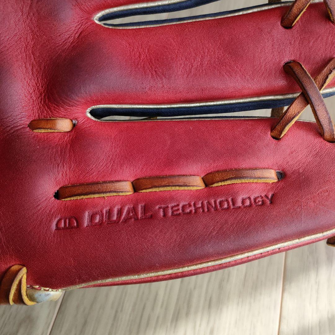 Wilson The Wannabe Hero 軟式グローブ