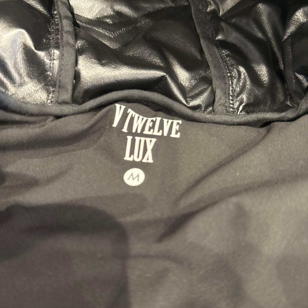 V12 ダウンパーカー