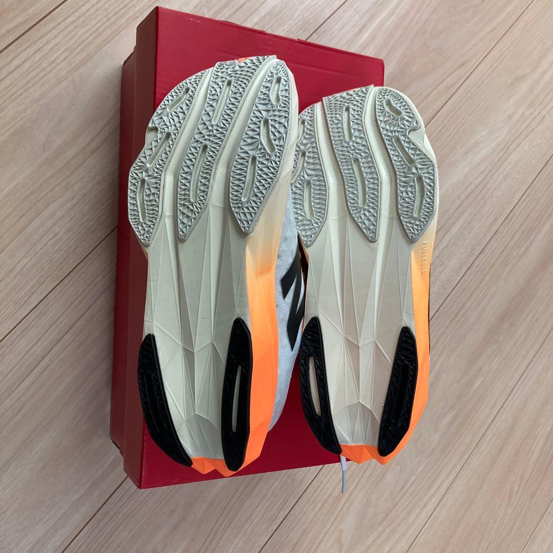 NB FuelCell Pvlse v1／ランニングシューズ24.0cm