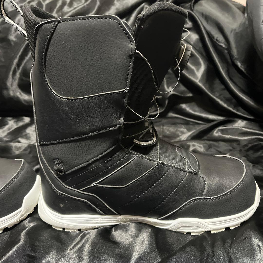 スノボブーツ ダブルボア キスマーク イーガー 27cm