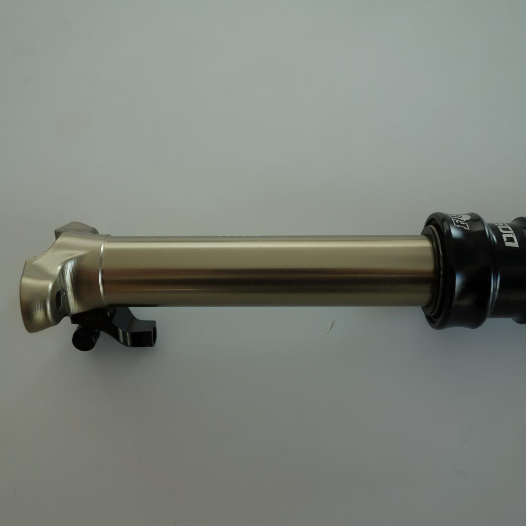 FOX D.O.S.S. ドロッパーシートポスト 31.6mm / 100mm