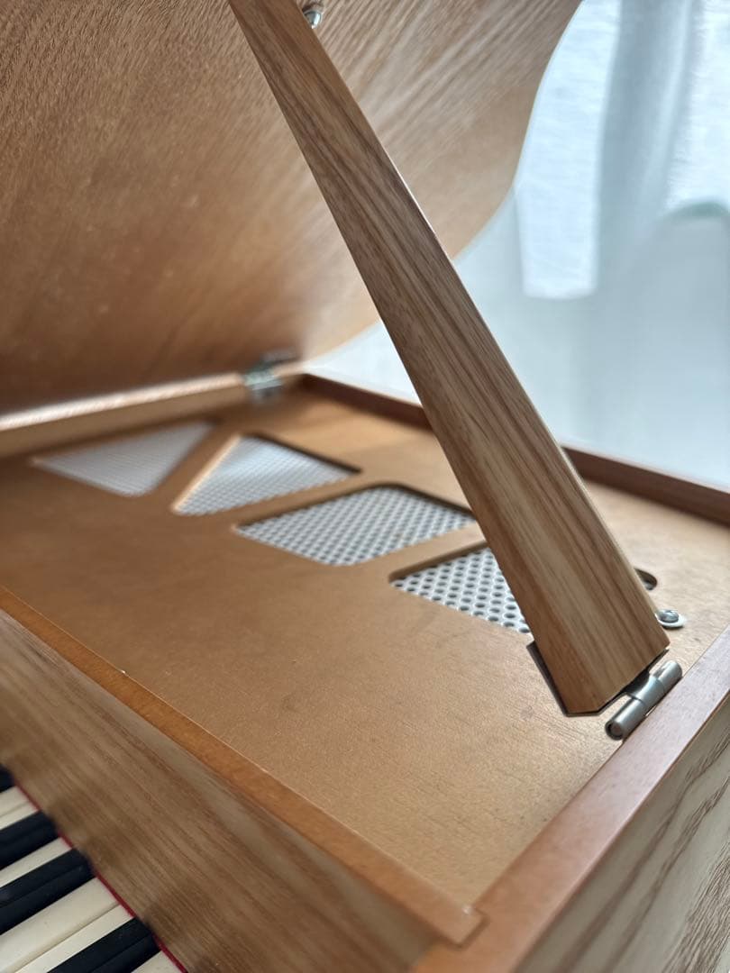 カワイ　グランドピアノ　1112