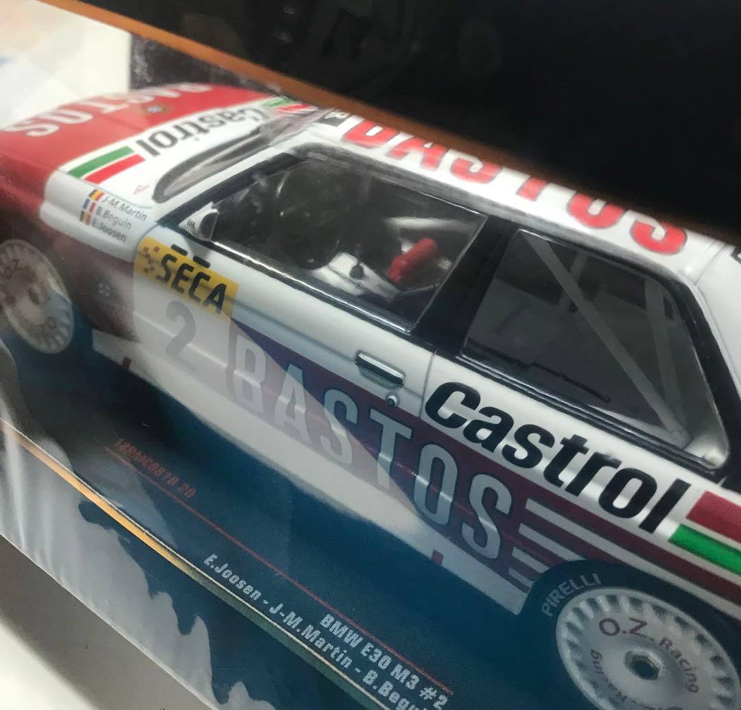 ミニカー  E30 M3 1/18