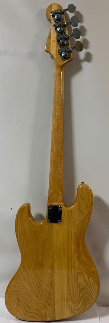 Healy Custom Bass エレキベース