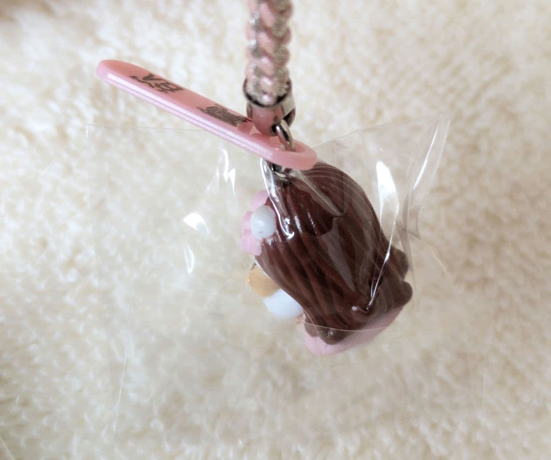 【ハローキティ】未使用タグ付き　しょこたんコラボ　中川翔子　2種類