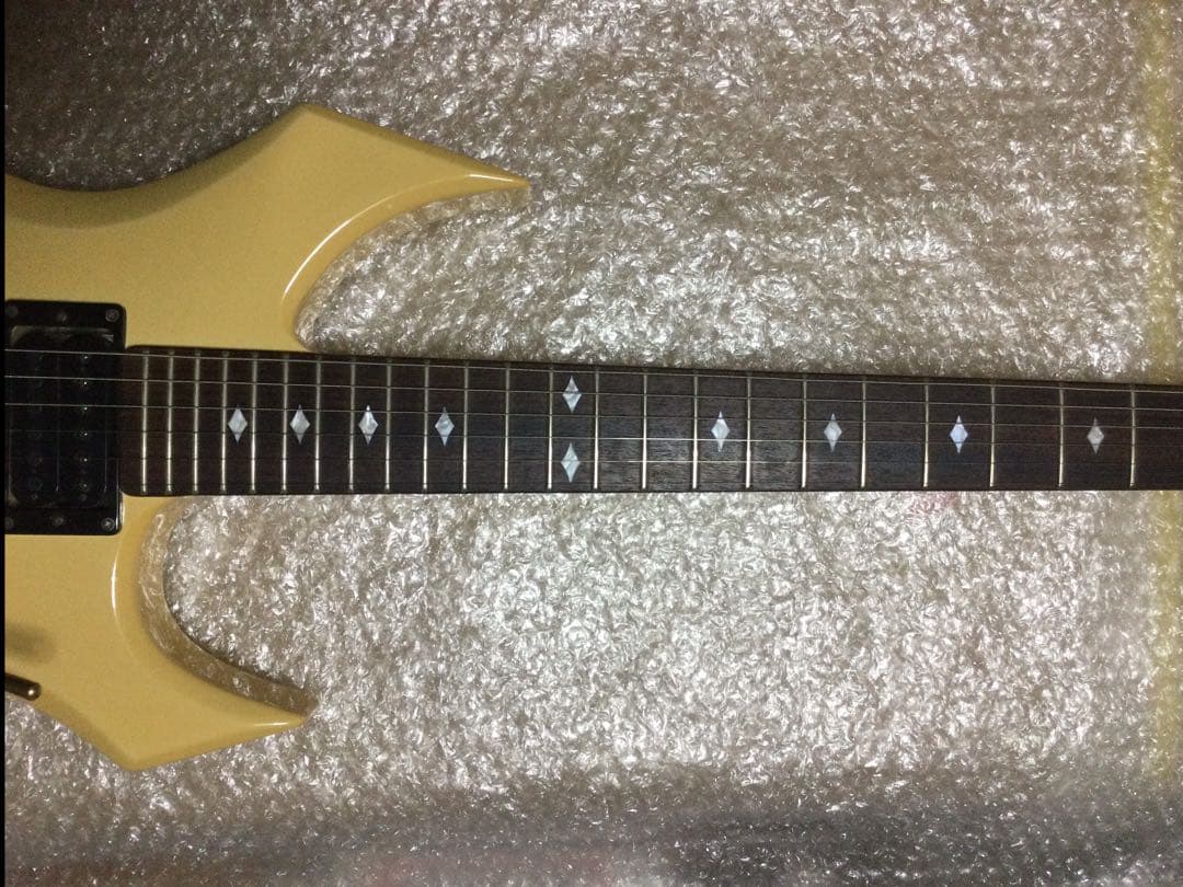 B.C Rich 日本製 white