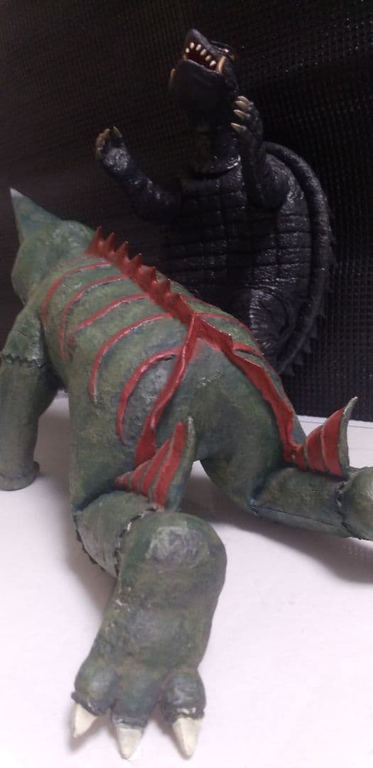 大悪獣ギロン！ボークス、オリエントヒーロー３０センチシリーズ！